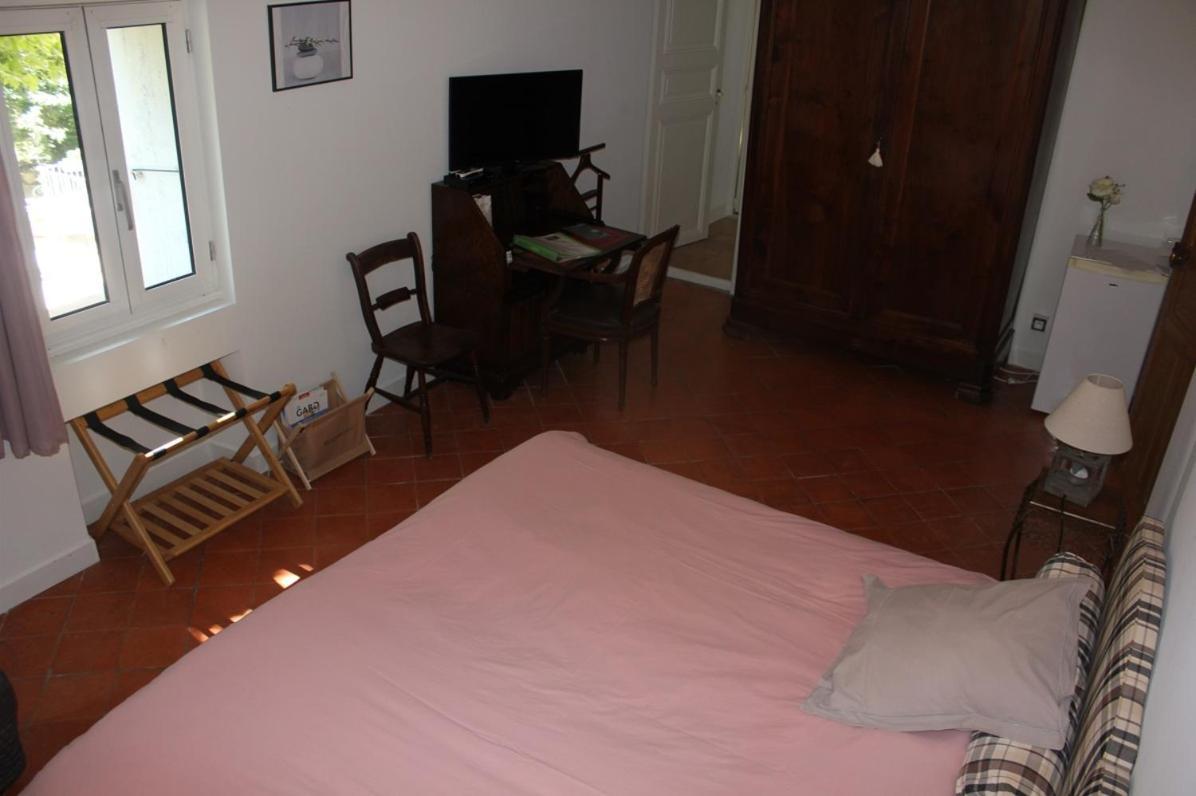 Domaine De La Carriere Bed & Breakfast Sumene Exterior photo